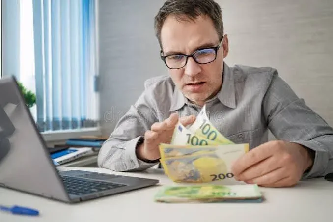 Quando uma dívida deixa de ser administrável? Os sinais que aparecem antes da crise