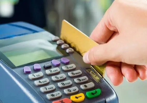 A Regra de Ouro Para Evitar Dívidas — Se Não Tem Dinheiro, Não Compre